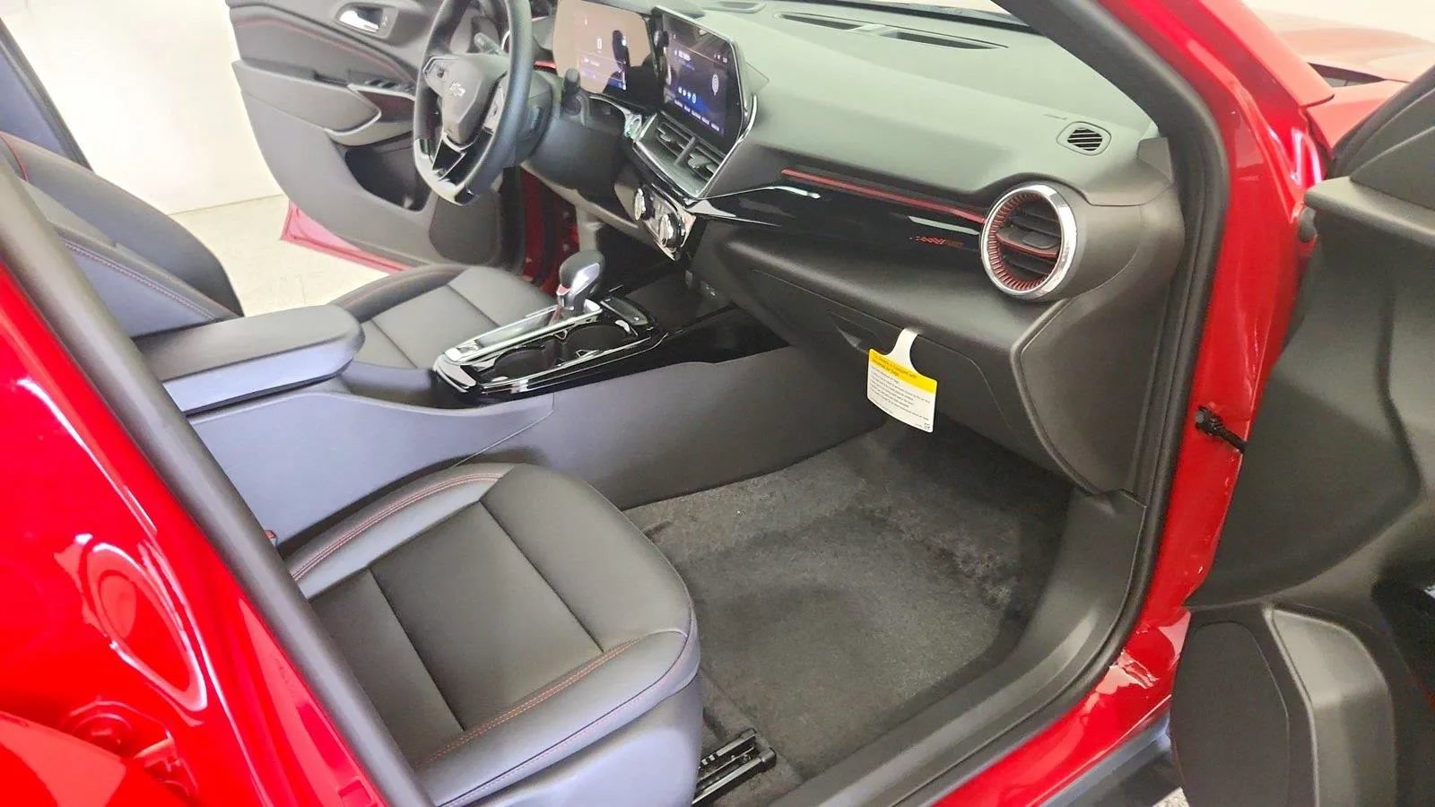 New 2026 Chevrolet Trax RS w/ Driver Confidence Package FWD image 27