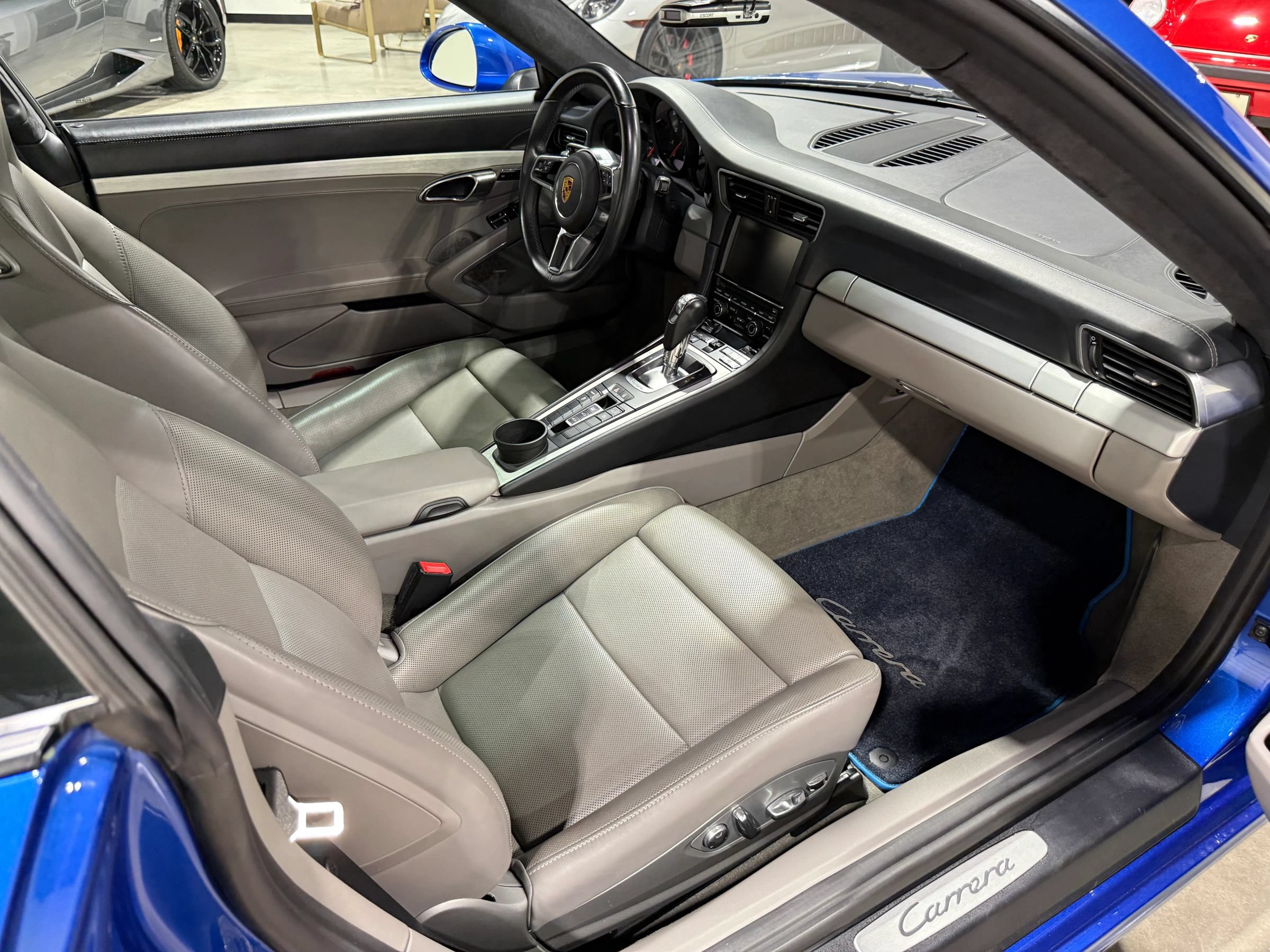 Used 2015 Porsche 911 Carrera image 42