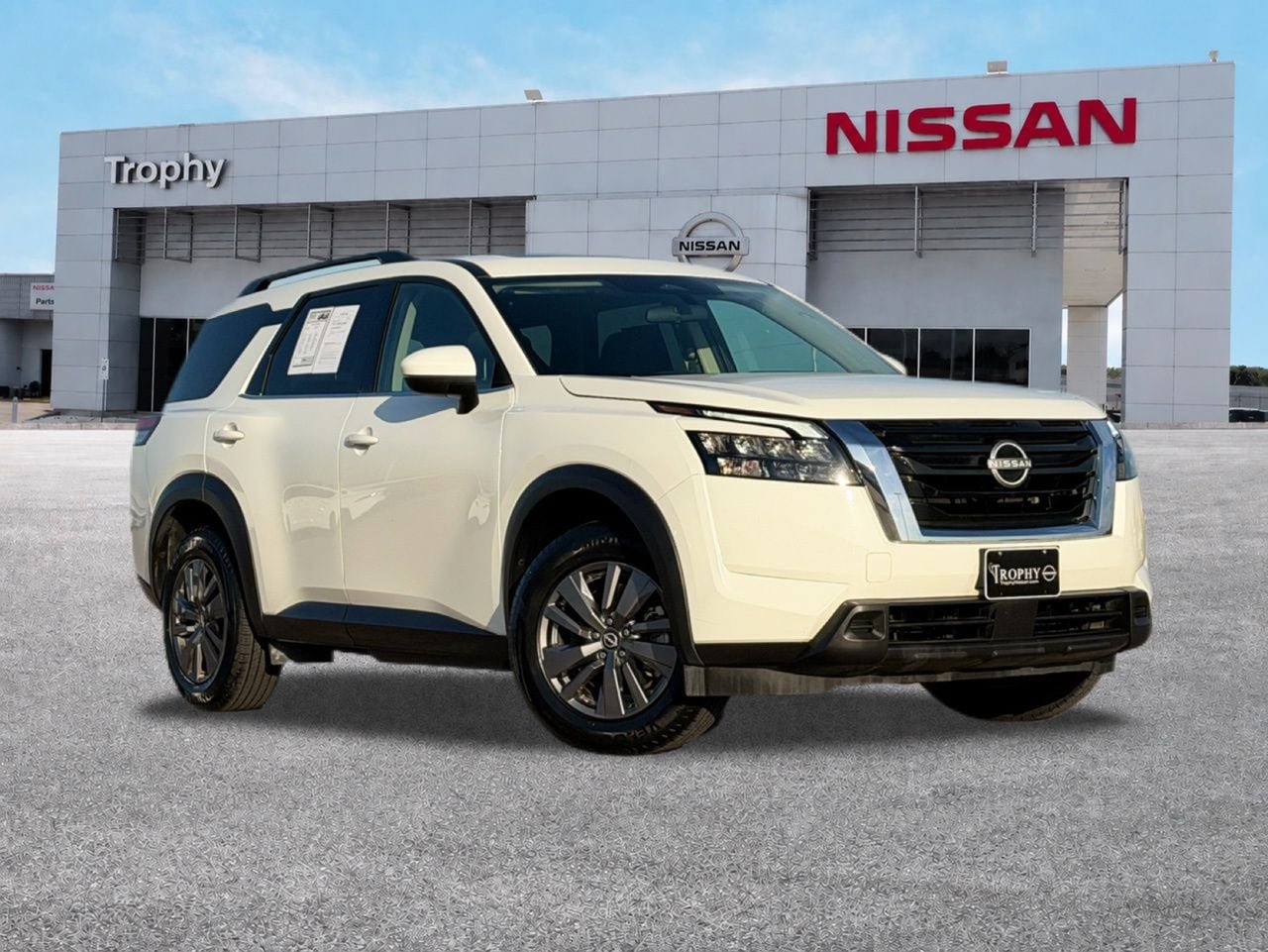 Certified 2025 Nissan Pathfinder SV w/ SV Premium Package AWD/4WD image 1