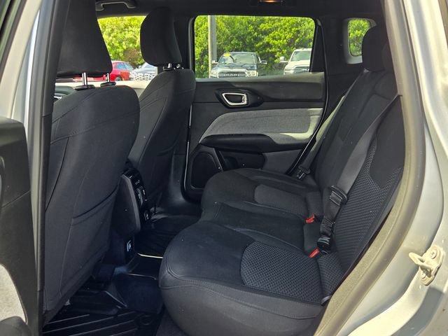 Used 2024 Jeep Compass Sport AWD/4WD image 10
