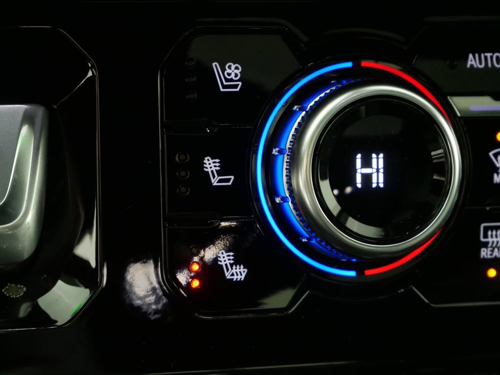 New 2026 GMC Sierra 1500 AT4 w/ AT4 Premium Package image 24