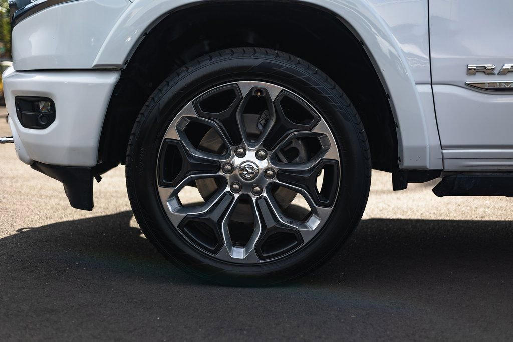 Used 2023 RAM 1500 Limited image 12