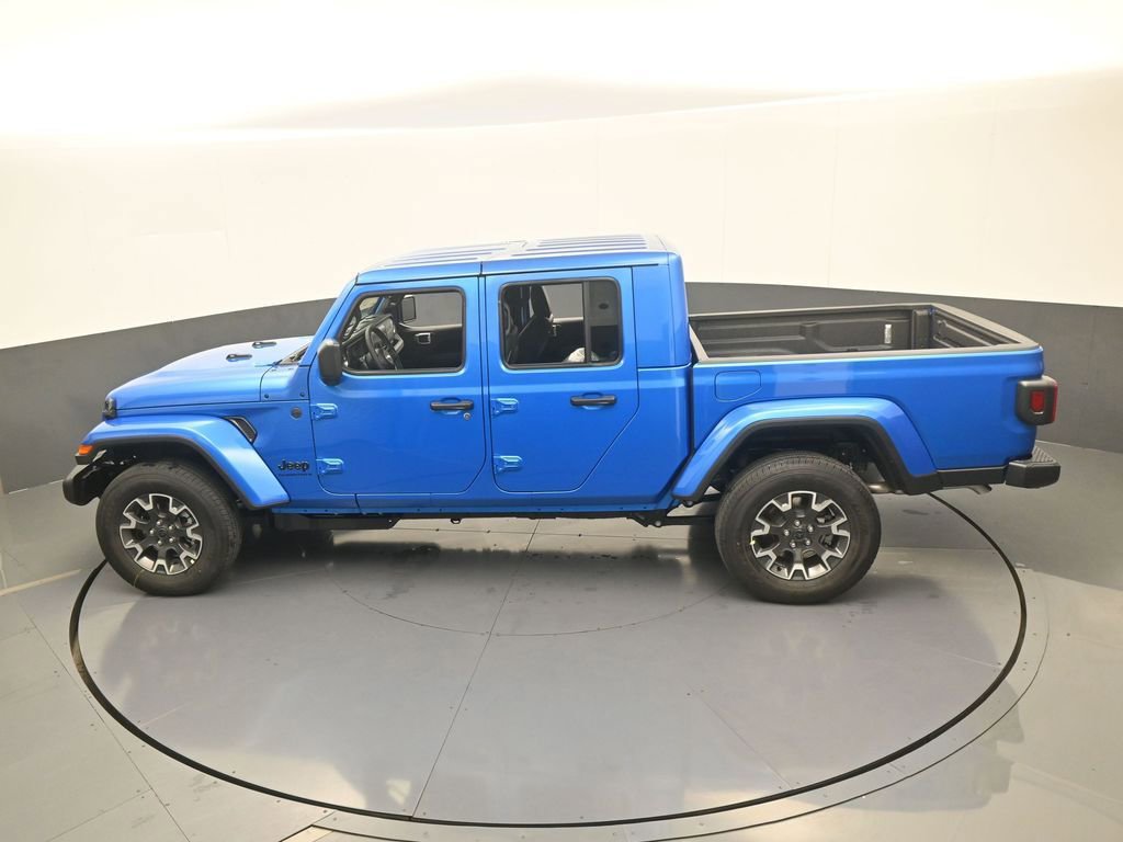 New 2026 Jeep Gladiator Sahara image 42