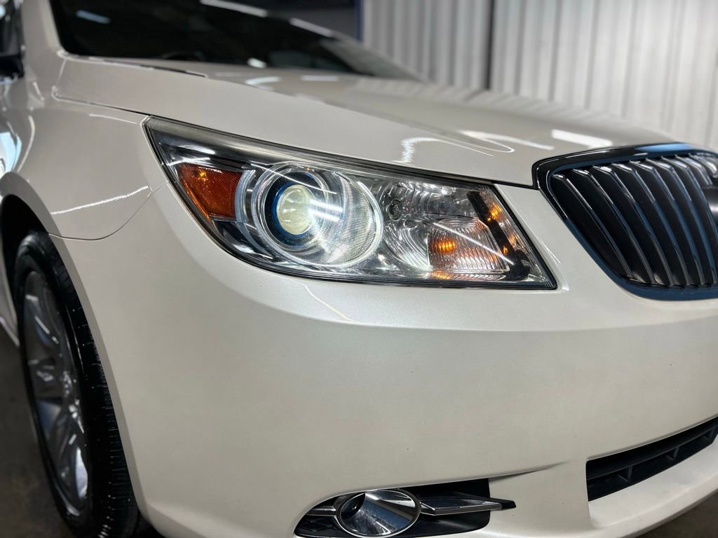 Used 2013 Buick LaCrosse Premium w/ Driver Confidence Package image 2