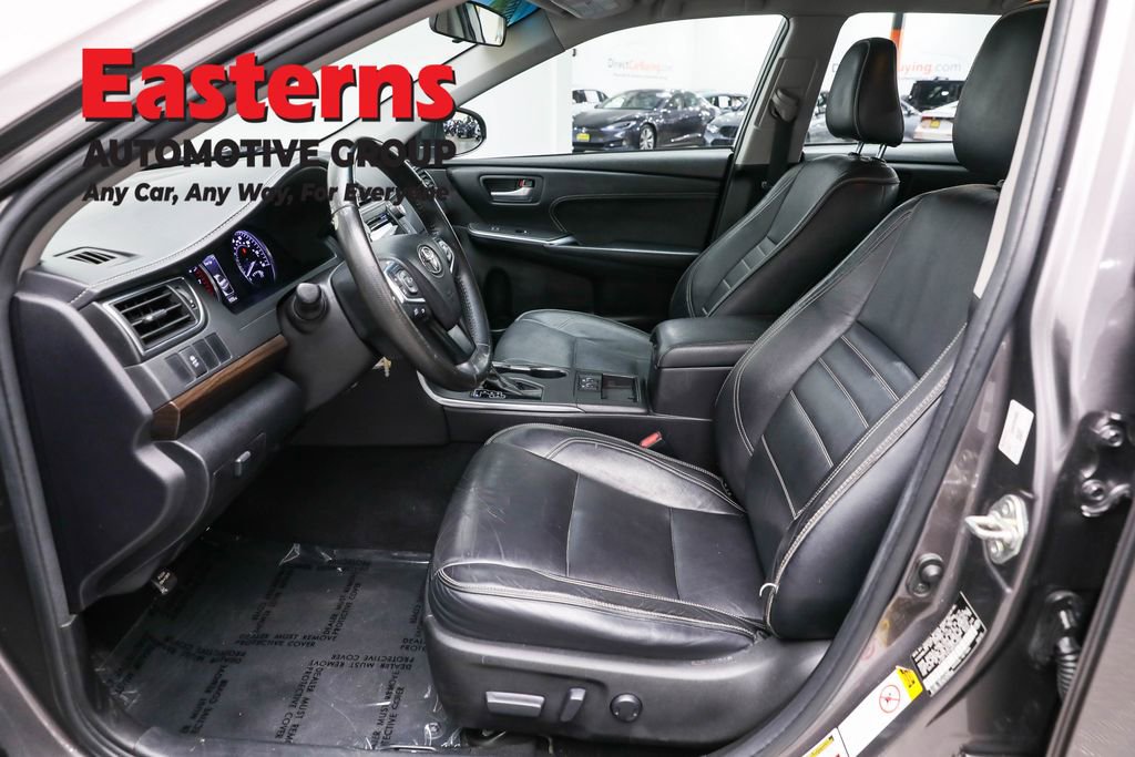 Used 2016 Toyota Camry XLE FWD image 14