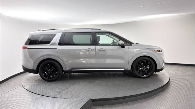 Used 2022 Kia Carnival SX FWD image 9
