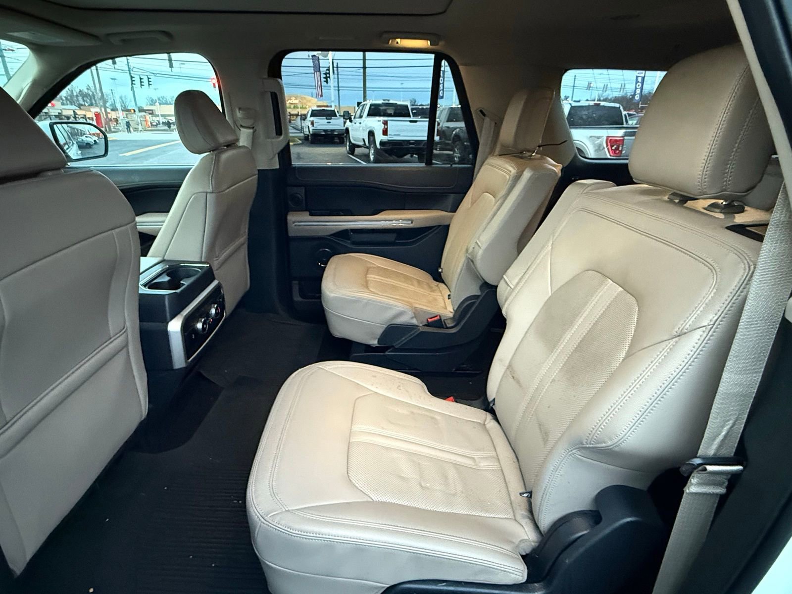 Used 2023 Ford Expedition Max Limited image 13