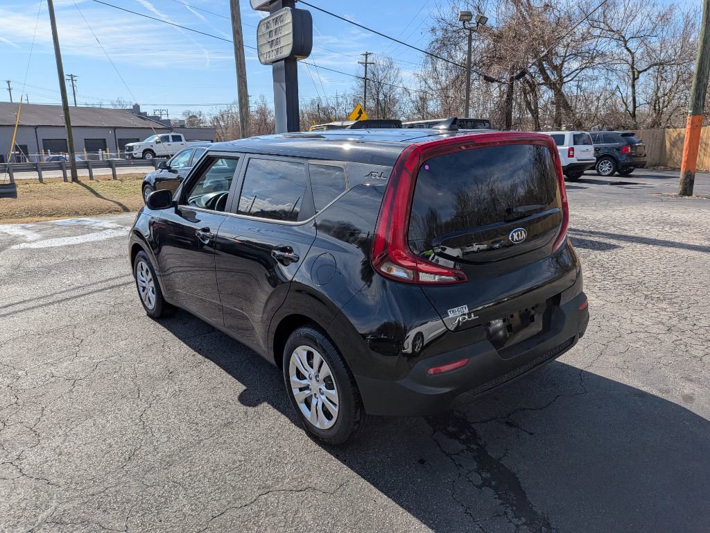 Used 2020 Kia Soul LX FWD image 3