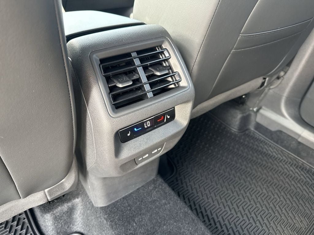 New 2026 Volkswagen Tiguan SEL R-Line AWD/4WD image 29