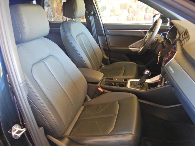 Used 2025 Audi Q3 2.0T Premium image 18