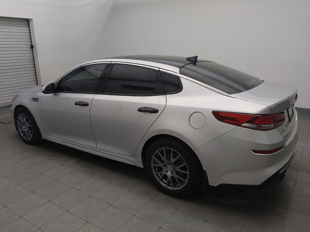 Used 2019 Kia Optima EX w/ EX Premium Package FWD image 3
