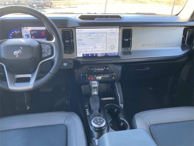 Used 2022 Ford Bronco Outer Banks image 15