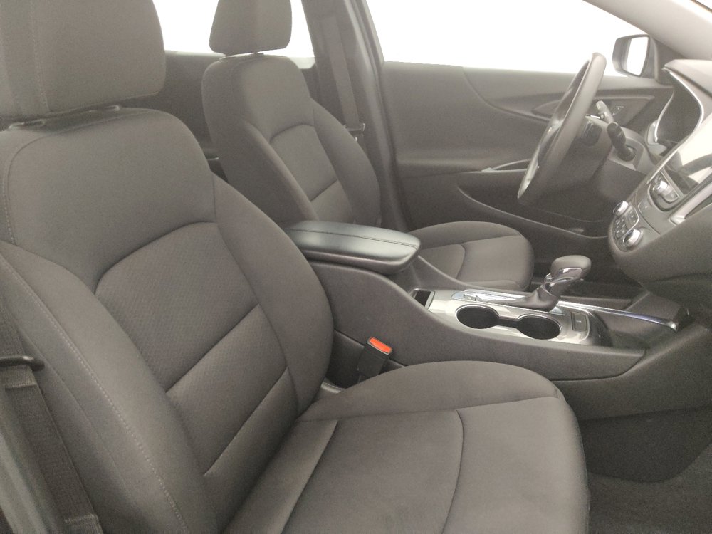 Used 2023 Chevrolet Malibu LT FWD image 21