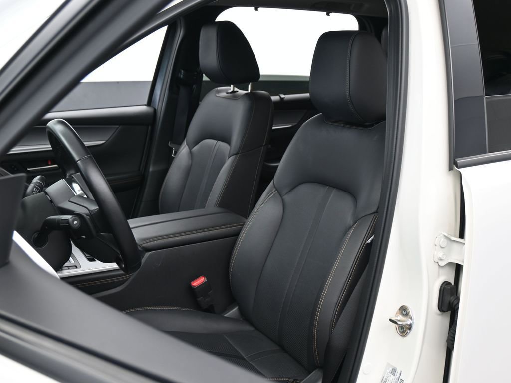 Used 2025 MAZDA CX-90 Plug-In Hybrid w/ Preferred image 10