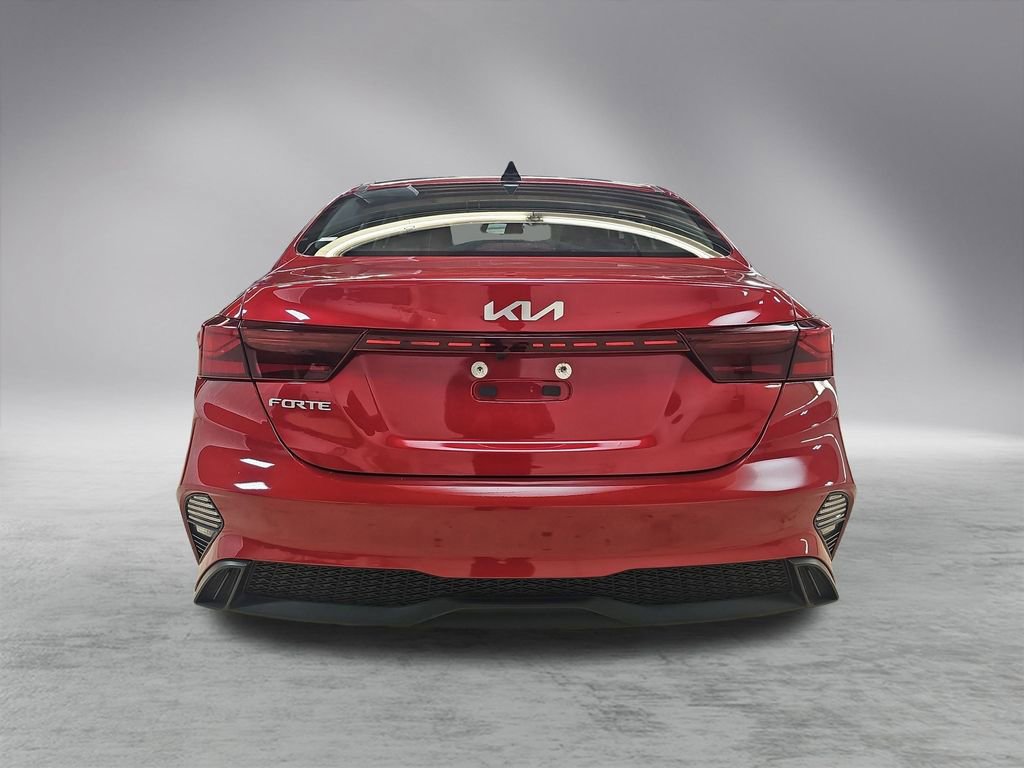 Used 2023 Kia Forte LXS image 4