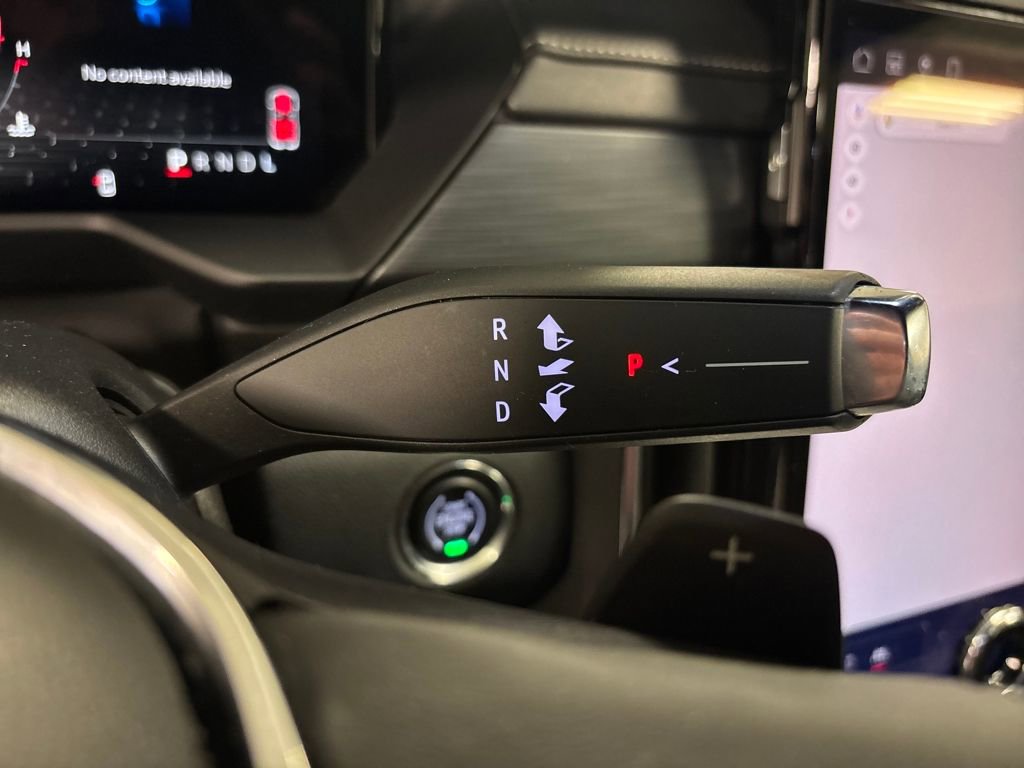 Certified 2025 GMC Acadia Elevation image 36