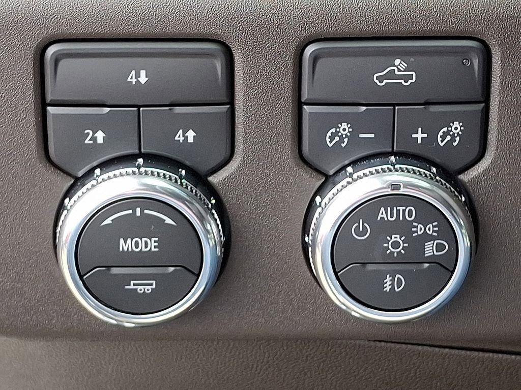 Used 2026 GMC Sierra 2500 SLE w/ Preferred Package image 24