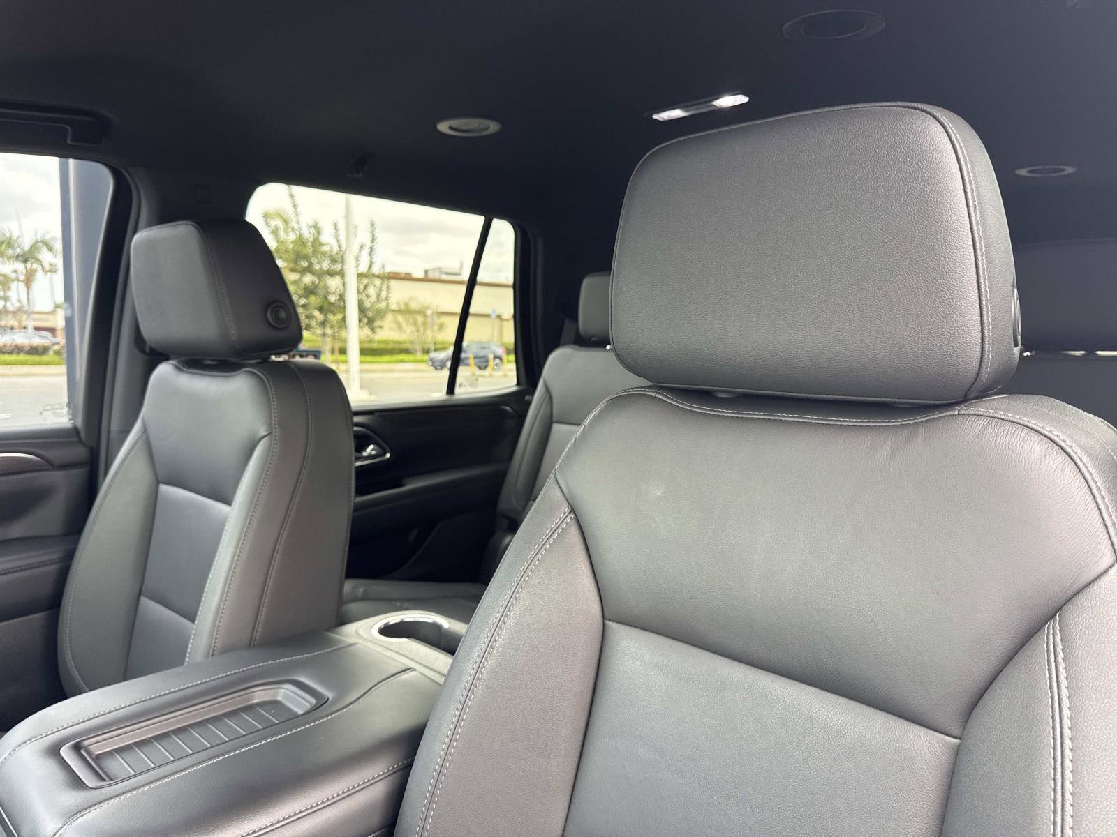 Used 2024 Chevrolet Tahoe Z71 w/ Luxury Package image 24