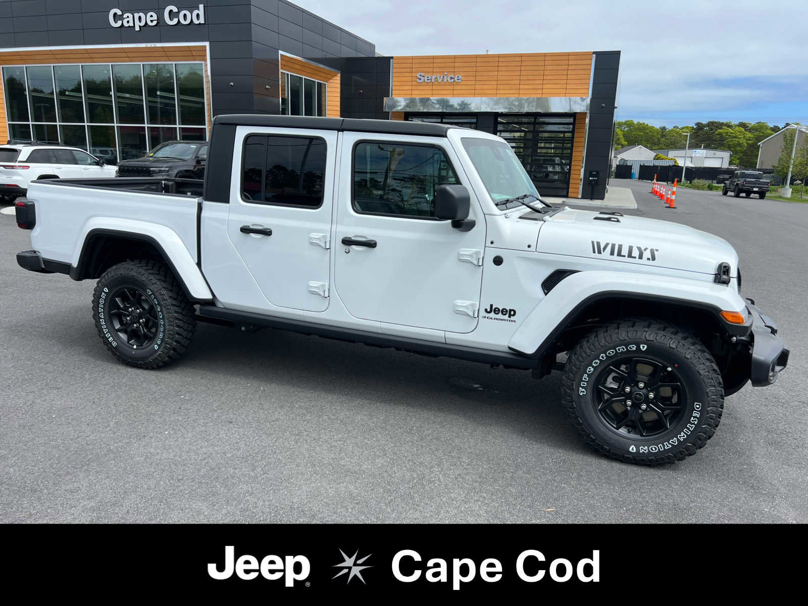 New 2025 Jeep Gladiator Sport image 1