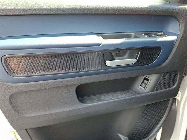 New 2025 Volkswagen ID. Buzz Pro S image 9