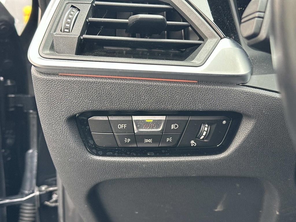 Used 2023 BMW 440i xDrive Coupe w/ Premium Package image 16