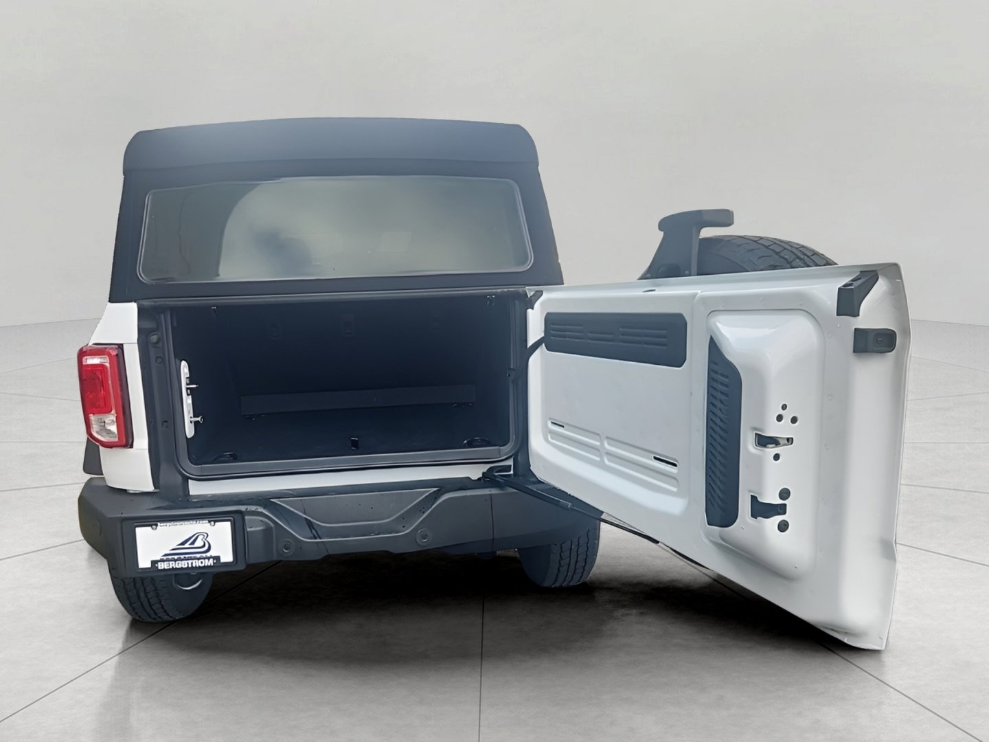 Certified 2023 Ford Bronco Big Bend image 9