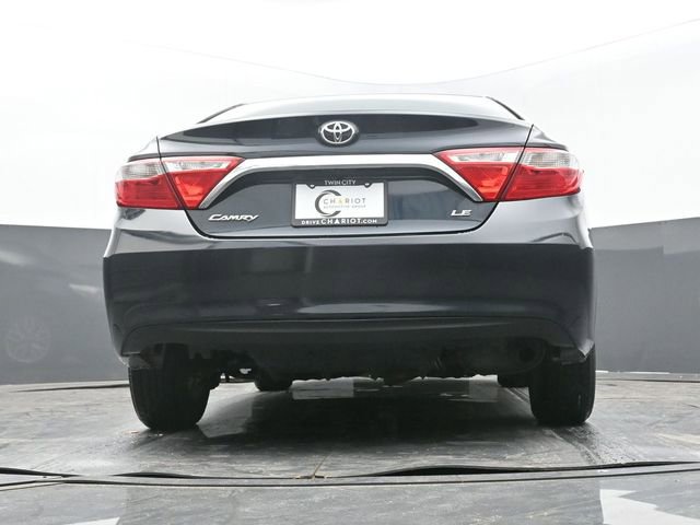 Used 2016 Toyota Camry LE image 57