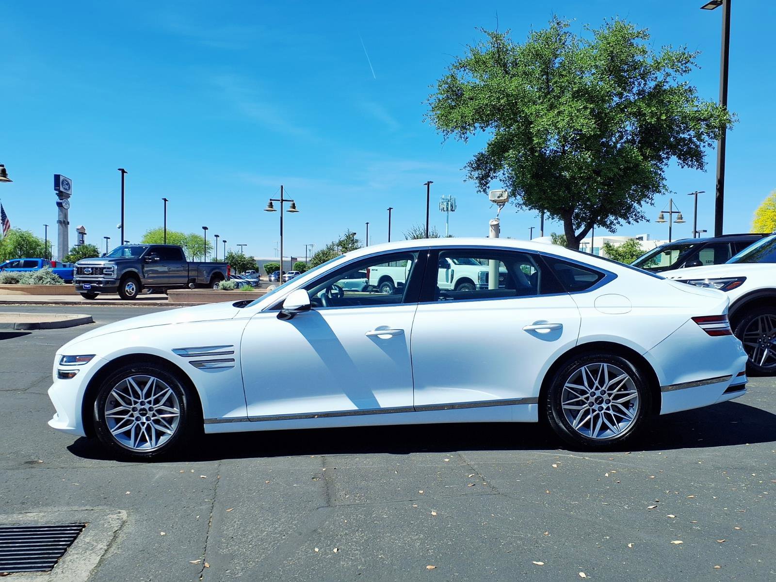 Used 2025 Genesis G80 2.5T AWD/4WD image 3