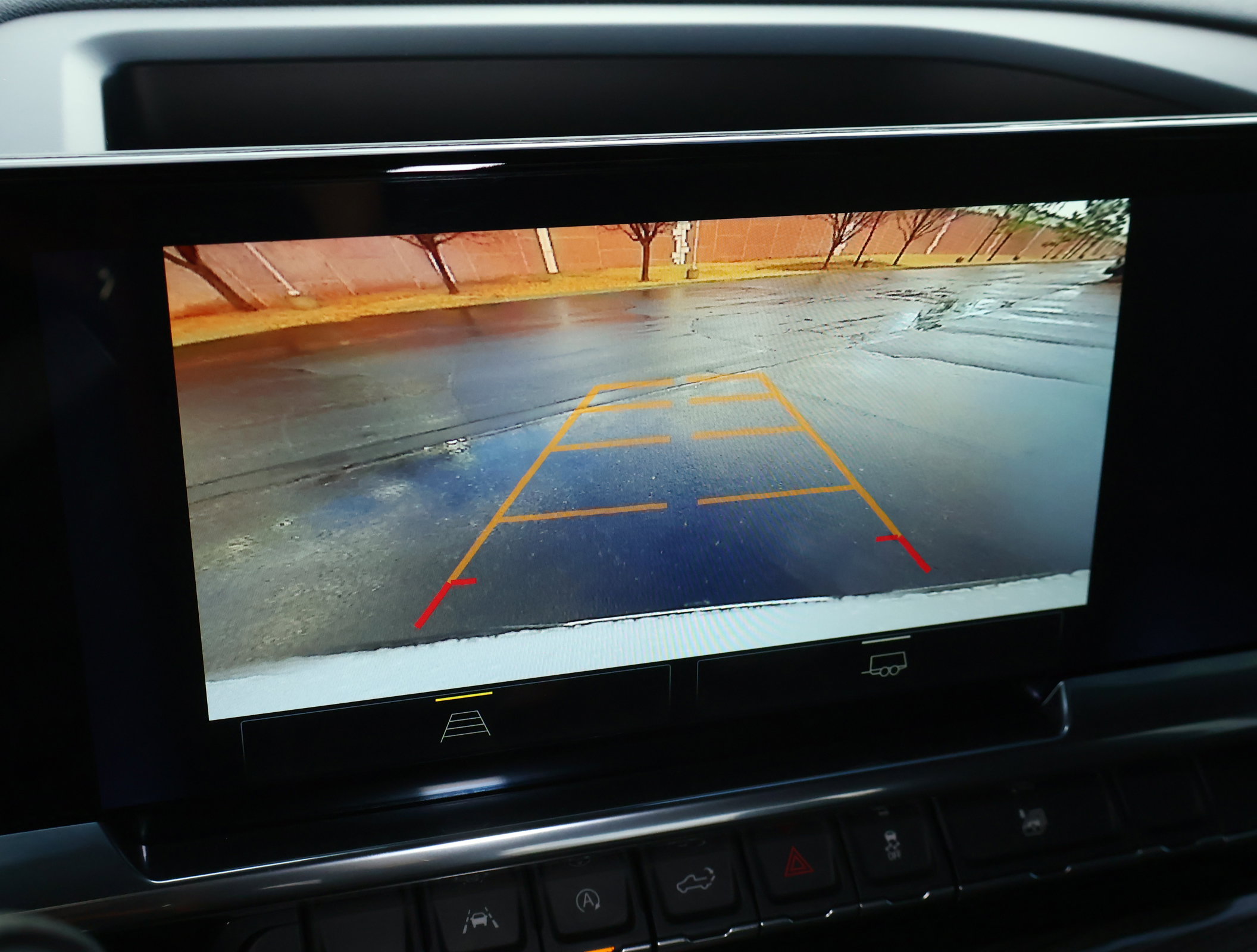 Used 2024 Chevrolet Silverado 1500 LT w/ Protection Package image 5