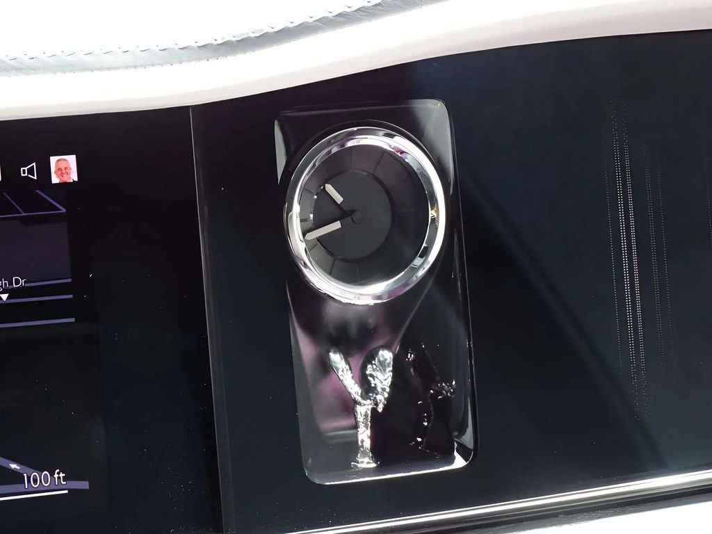 New 2025 Rolls-Royce Cullinan image 6