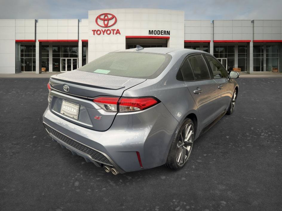 Certified 2022 Toyota Corolla SE FWD image 5