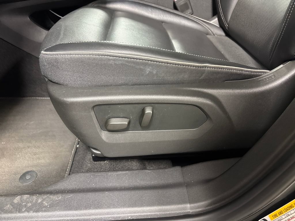 Used 2023 Buick Envision Essence image 26