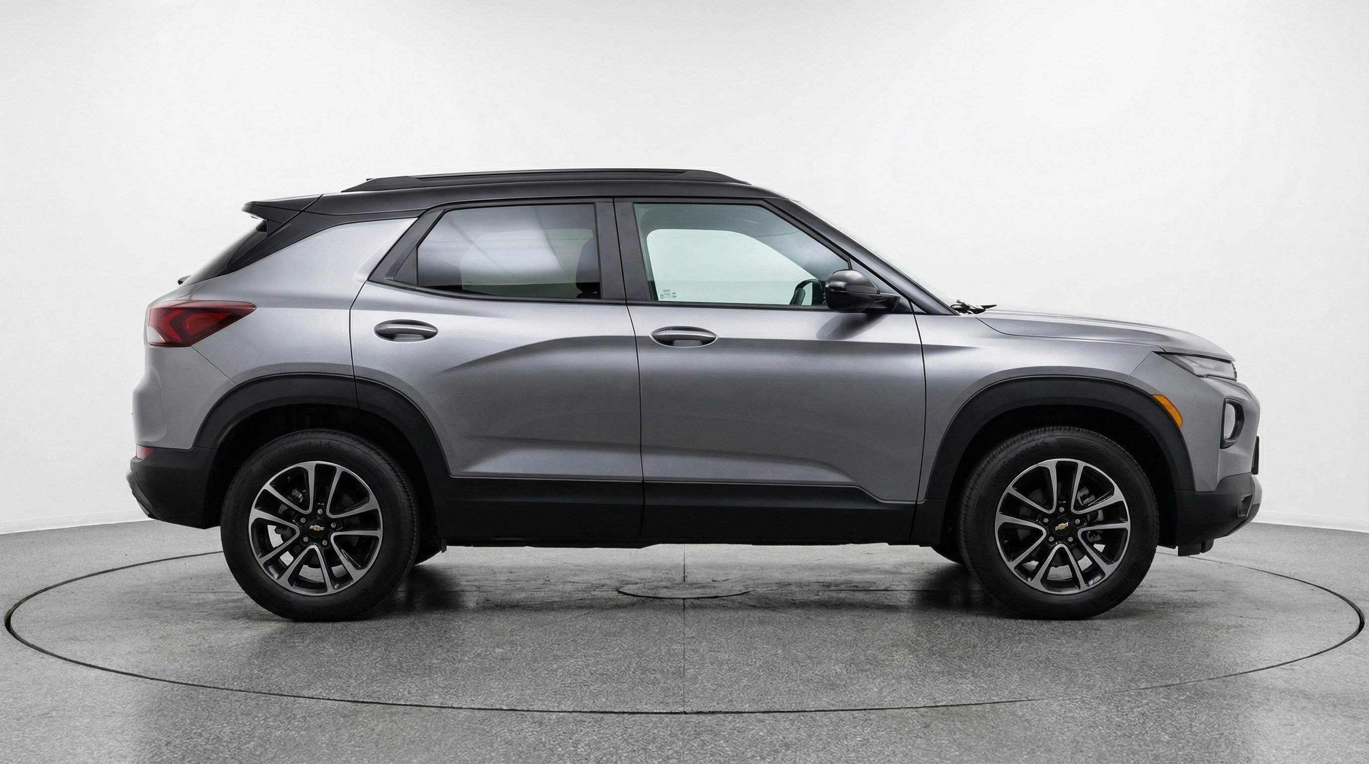Used 2025 Chevrolet TrailBlazer LT image 11