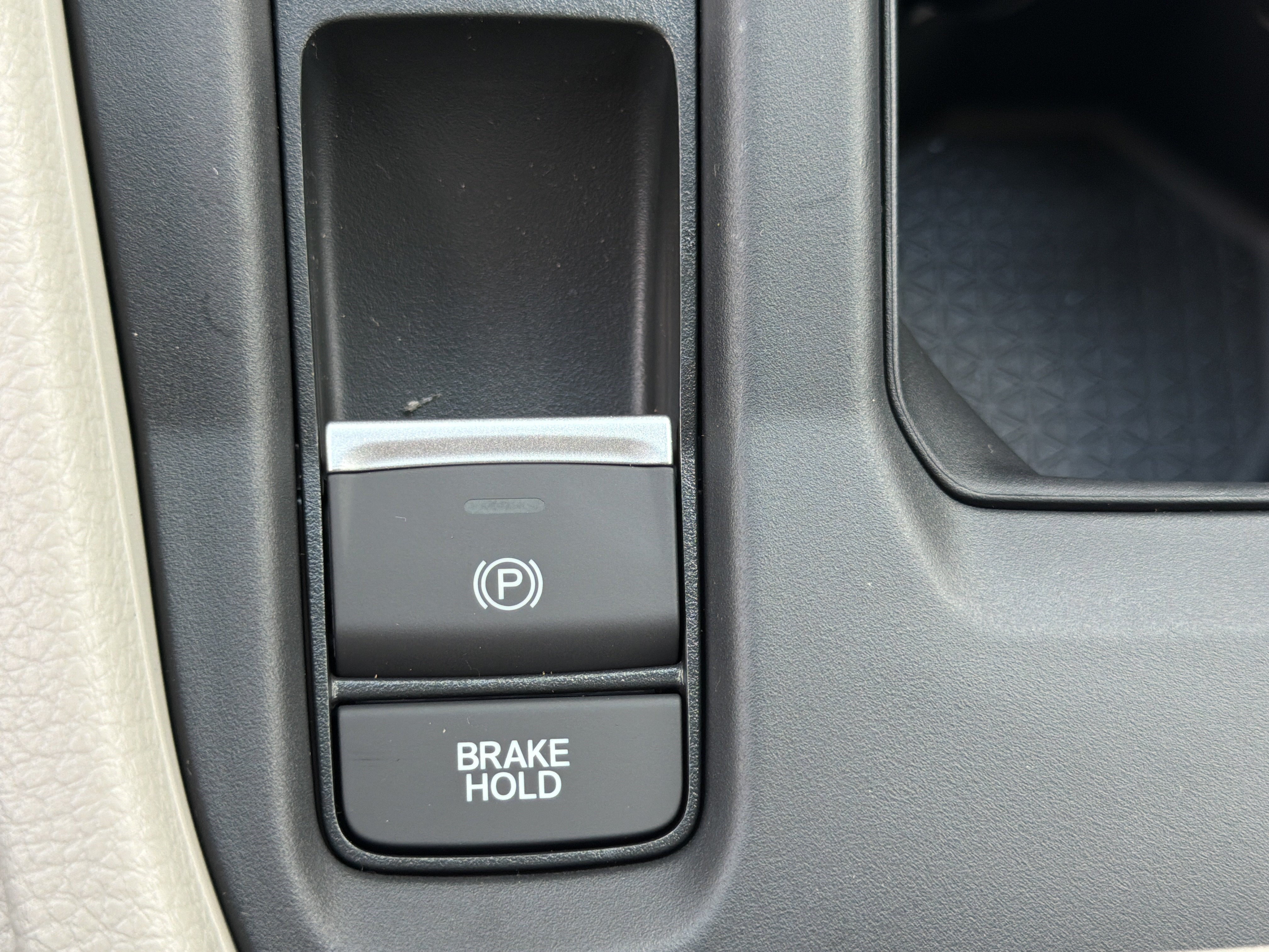 New 2026 Honda Accord SE image 18