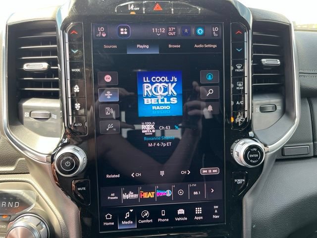 New 2026 RAM 1500 Laramie w/ Sport Appearance Package AWD/4WD image 31