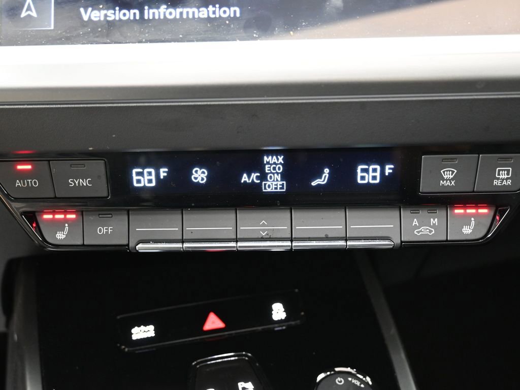 Used 2024 Audi Q4 e-tron Premium Plus w/ Premium Plus image 30