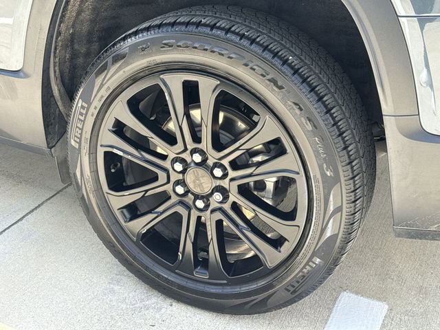 Used 2020 GMC Acadia AT4 w/ Driver Alert Package II AWD/4WD image 12