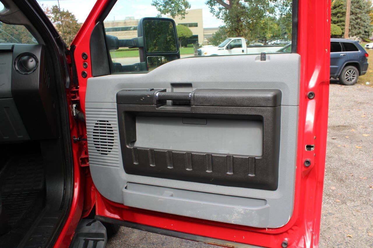 Used 2015 Ford F250 XL w/ Power Equipment Group AWD/4WD image 11