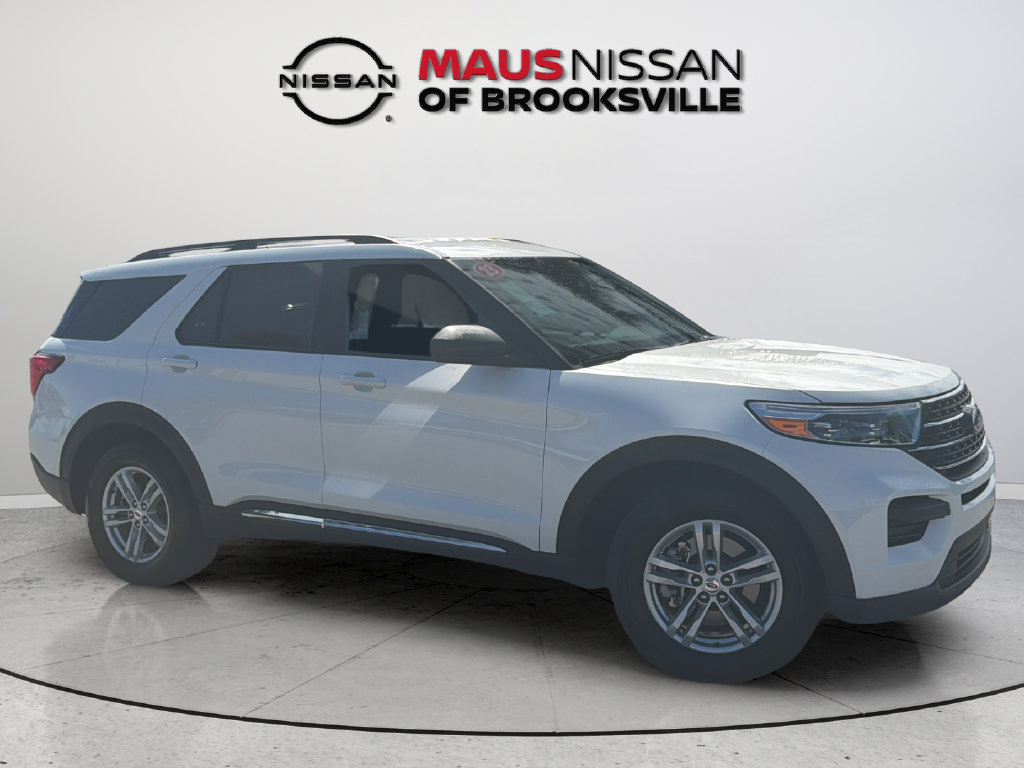 Used 2023 Ford Explorer XLT RWD image 14