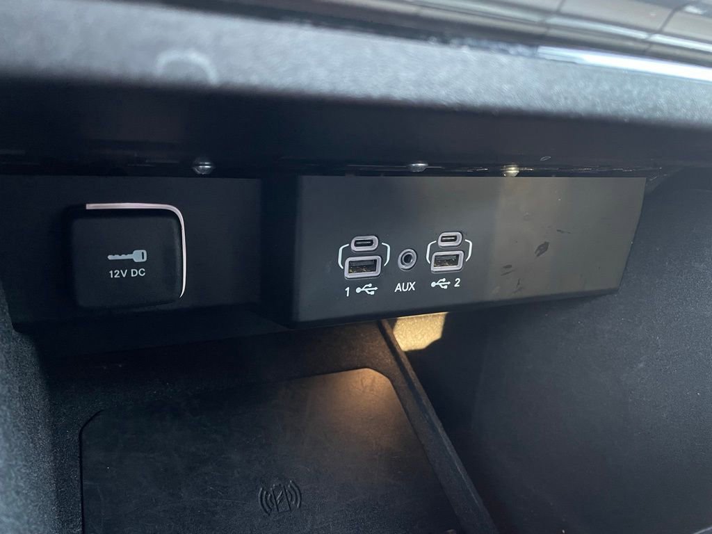 Used 2024 Jeep Wagoneer Series III image 19