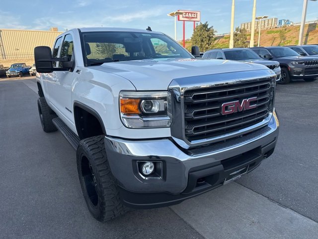 Used 2015 GMC Sierra 2500 SLE w/ SLE Preferred Package image 8