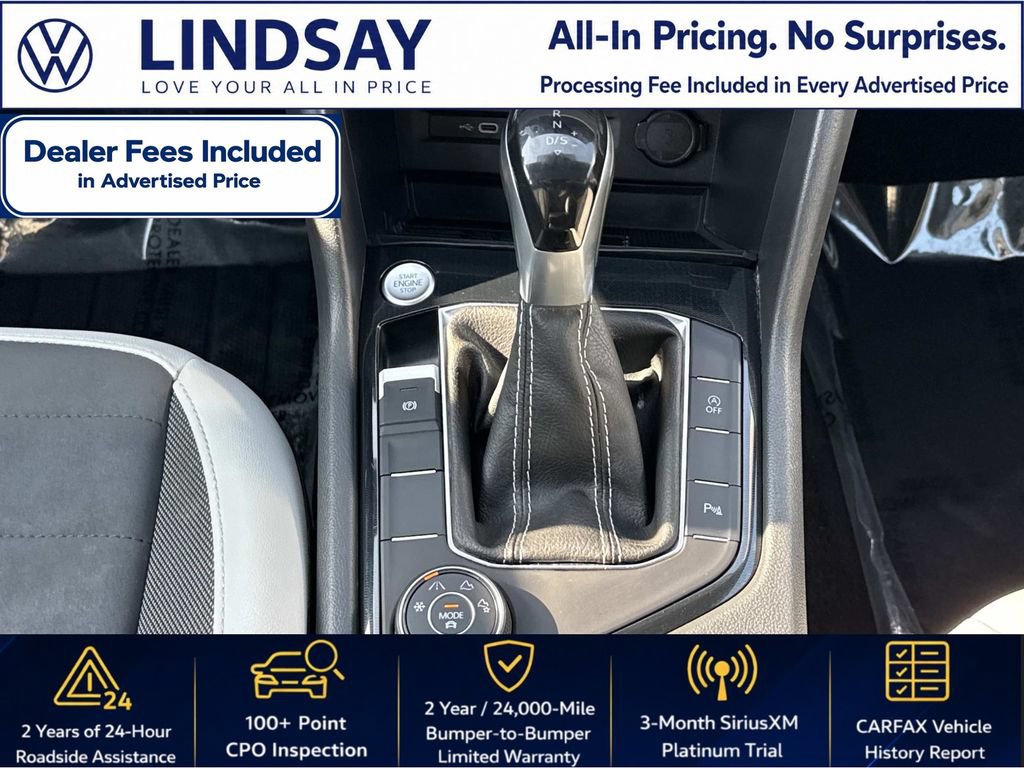 Certified 2025 Volkswagen Taos SE w/ Panoramic Sunroof Package AWD/4WD image 17