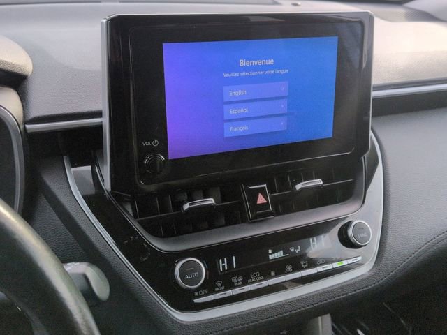 Used 2023 Toyota Corolla Cross XLE image 17