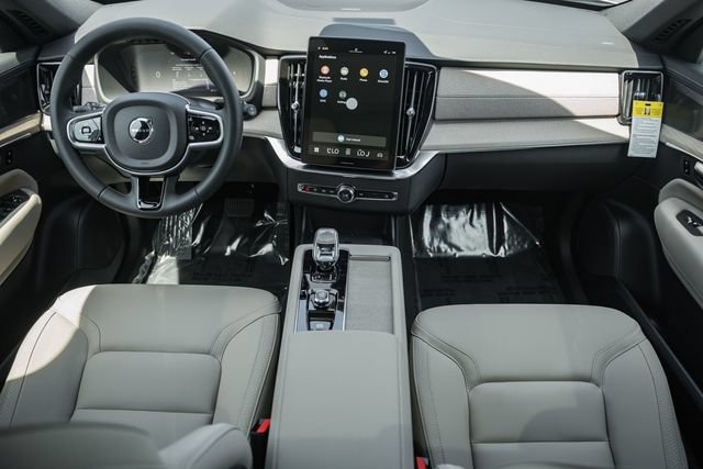 New 2026 Volvo XC90 B6 Plus w/ Protection Package Premier AWD/4WD image 21