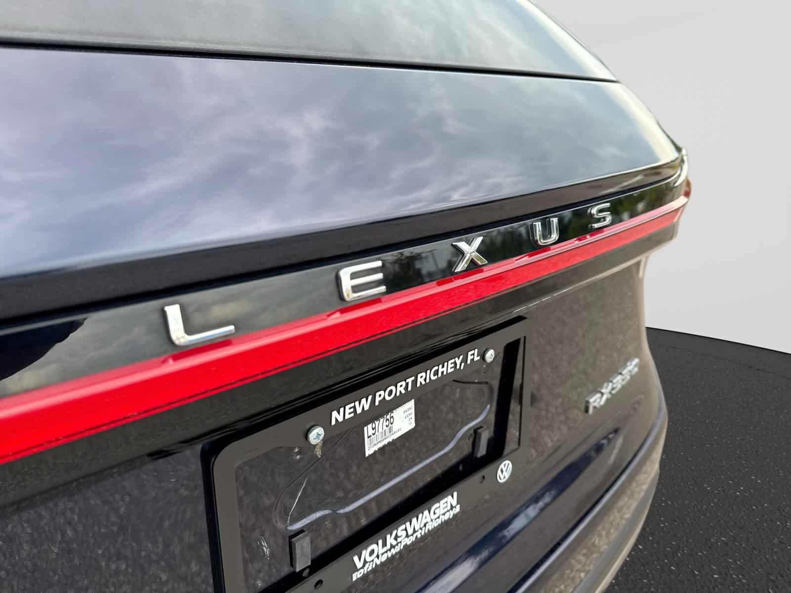 Used 2024 Lexus RX 350 FWD w/ Technology Package image 18