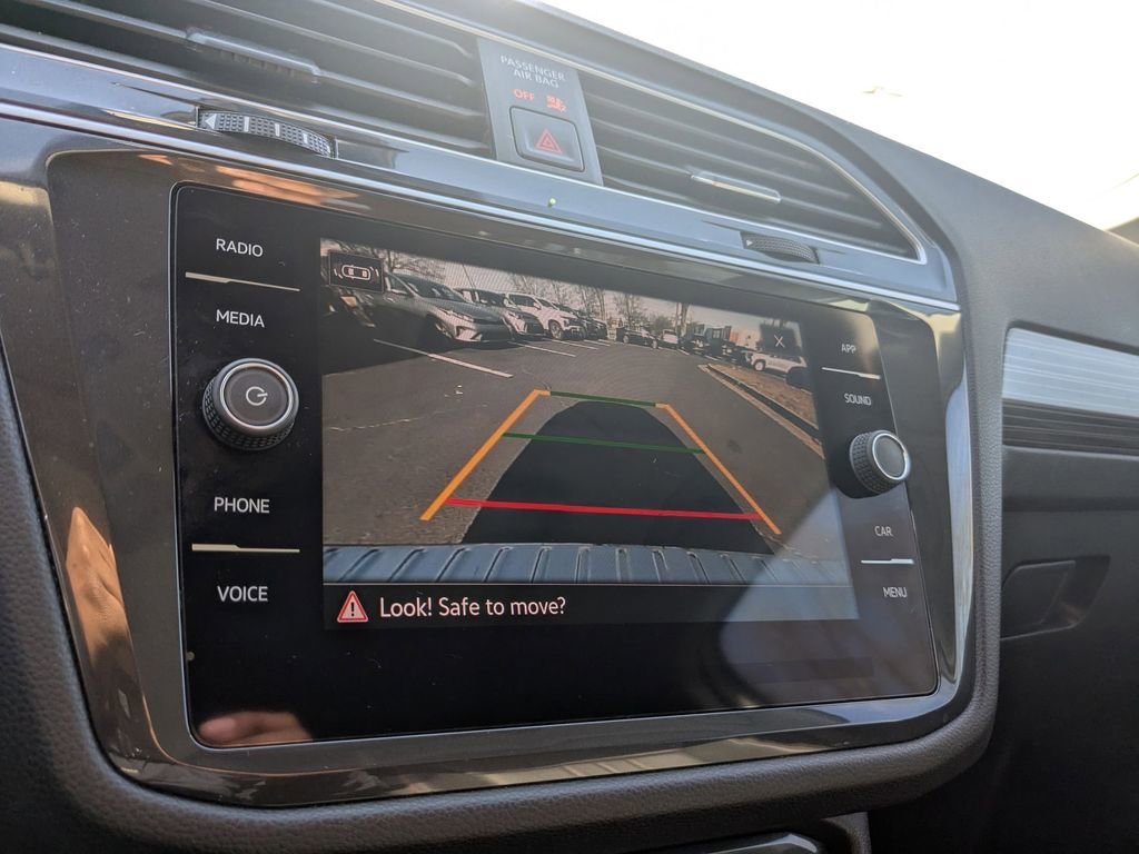 Used 2024 Volkswagen Tiguan Wolfsburg Edition image 17