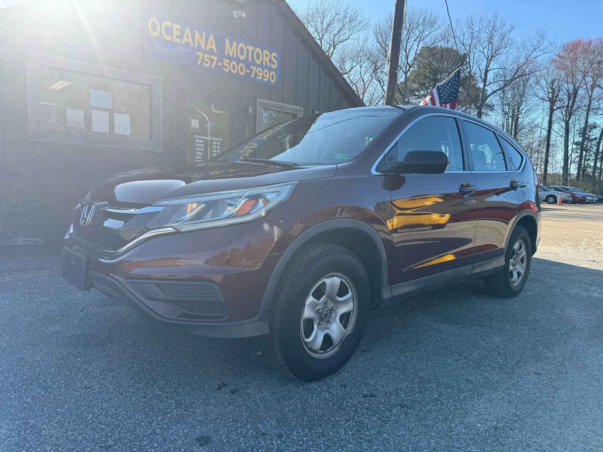 Used 2015 Honda CR-V LX image 2