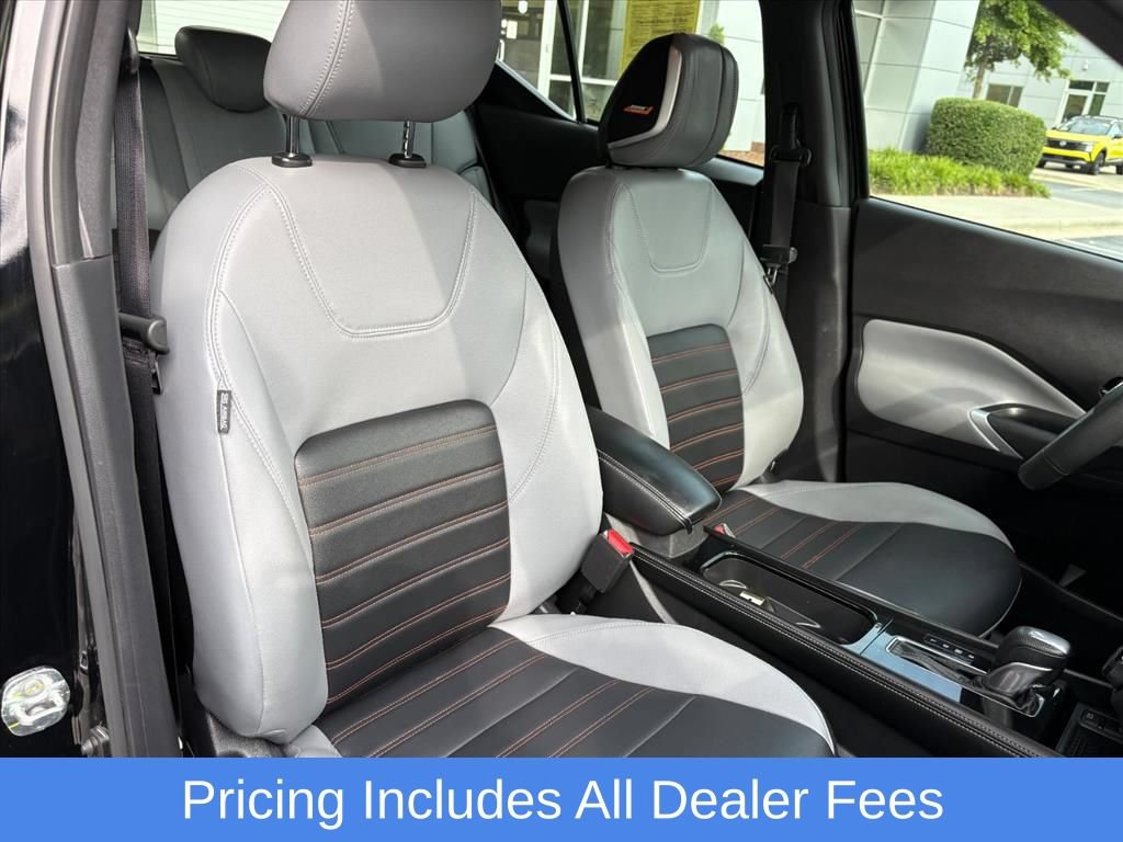 Used 2024 Nissan Kicks SR w/ SR Premium Package FWD image 20
