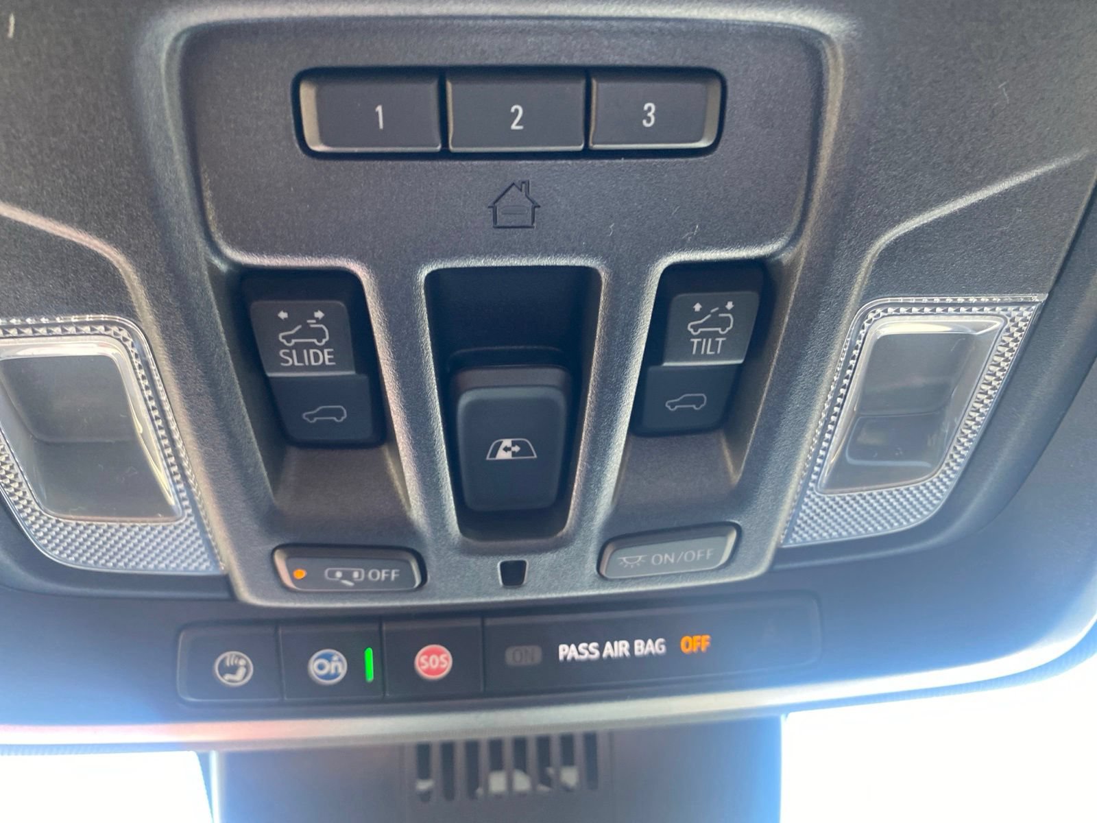 New 2026 Chevrolet Silverado 1500 High Country w/ High Country Premium Package AWD/4WD image 31