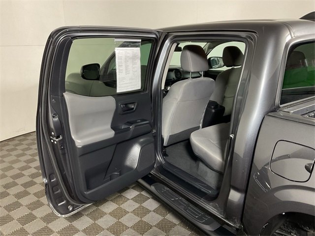 Used 2022 Toyota Tacoma SR image 27